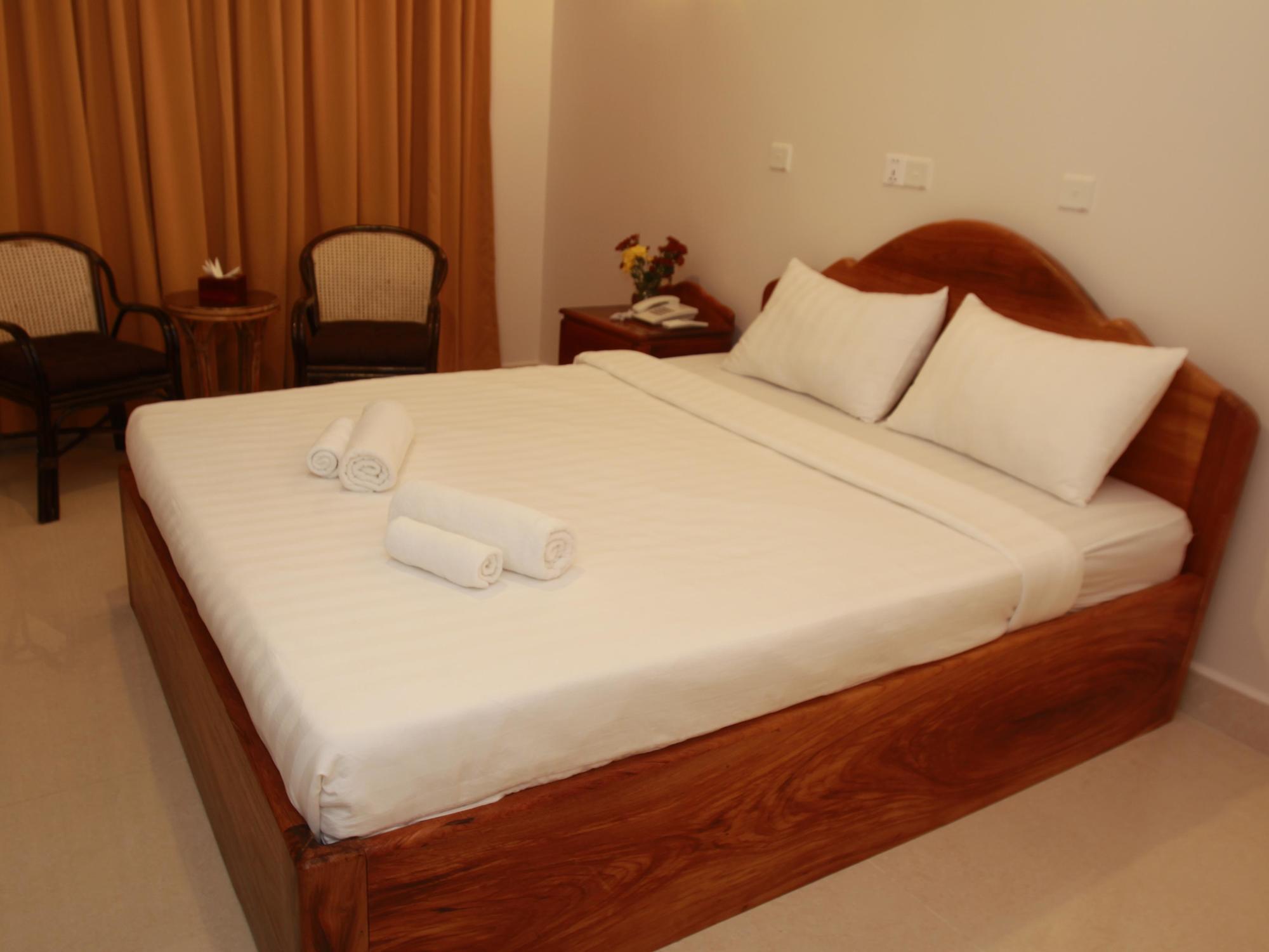 White Beach Hotel สีหนุวิลล์ ภายนอก รูปภาพ