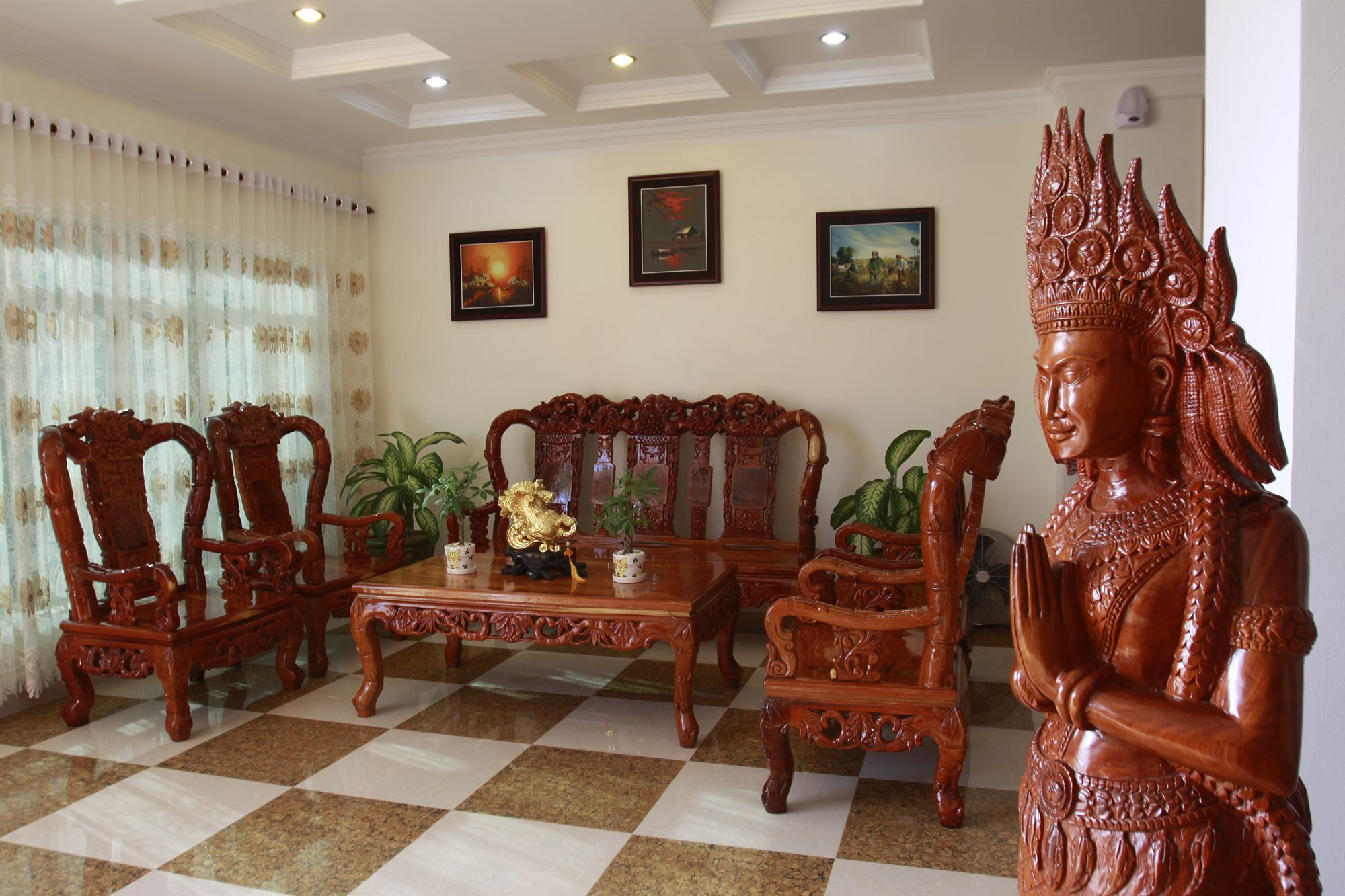 White Beach Hotel สีหนุวิลล์ ภายนอก รูปภาพ